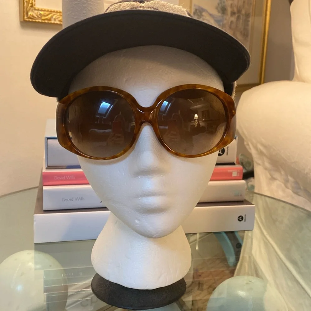 Fendi sunglasses - Picture 3 of 15